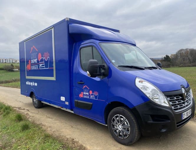 Camion food truck aménagé sur mesure par Mon Camion Resto